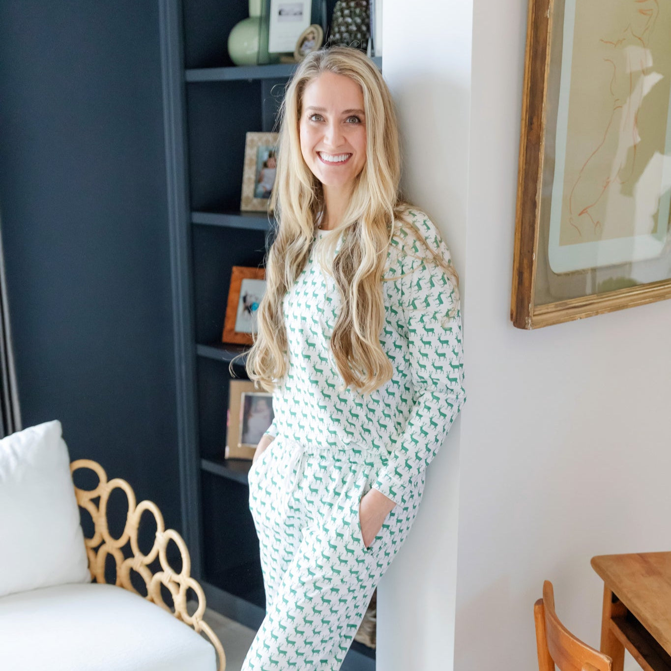 Audrey Women's Longsleeve Top Pant Set - Woodland Deer