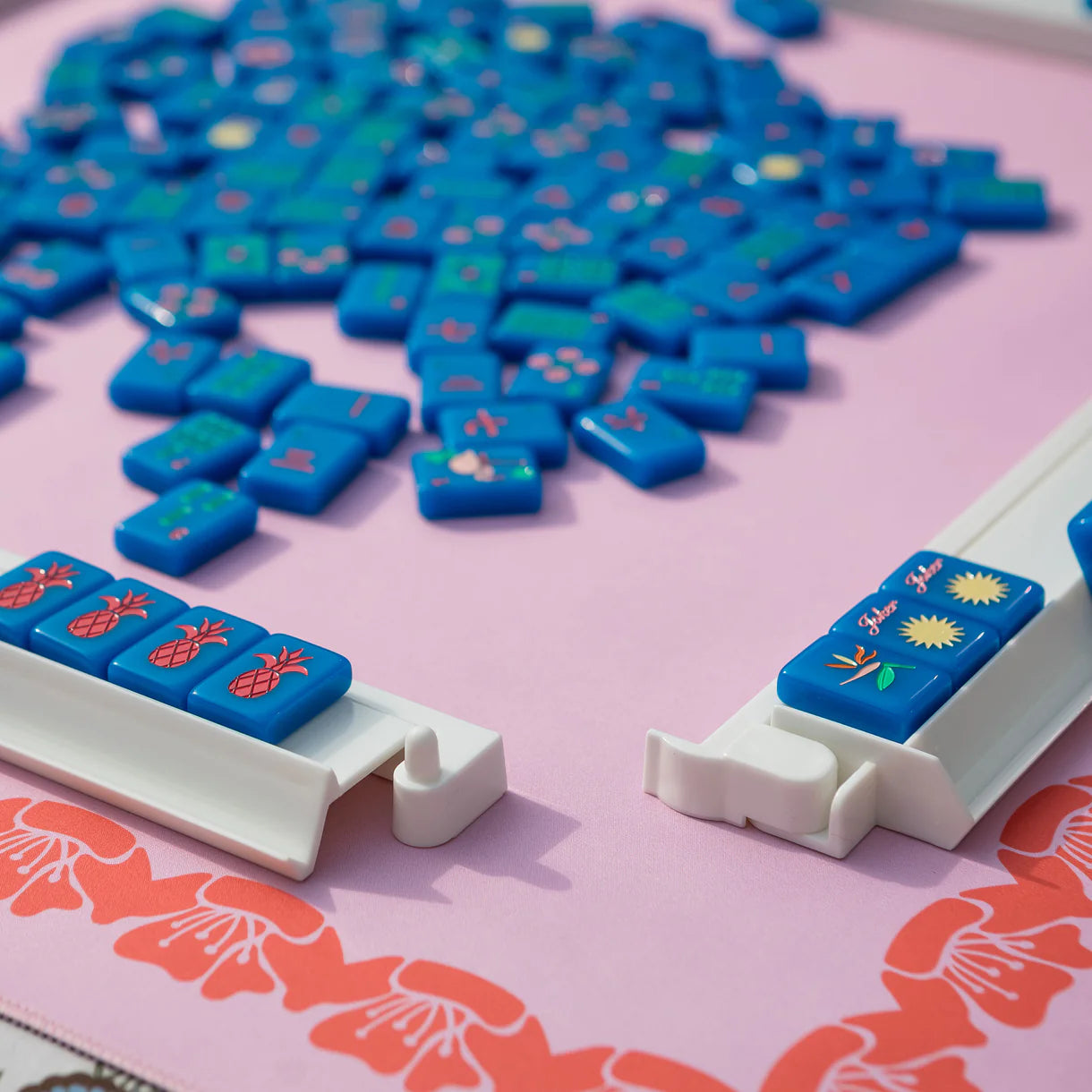 Mahjong Mat by The Mahjong House - Pink and Coral Flower Border