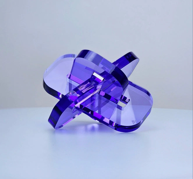 Everyday Decorative Acrylic Infinito Knot - Transparent Purple Kidswear