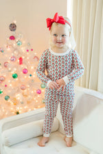 Ava Girls' Pajama Pant Set - Pink Wreaths outfit perfect for everyday wear
