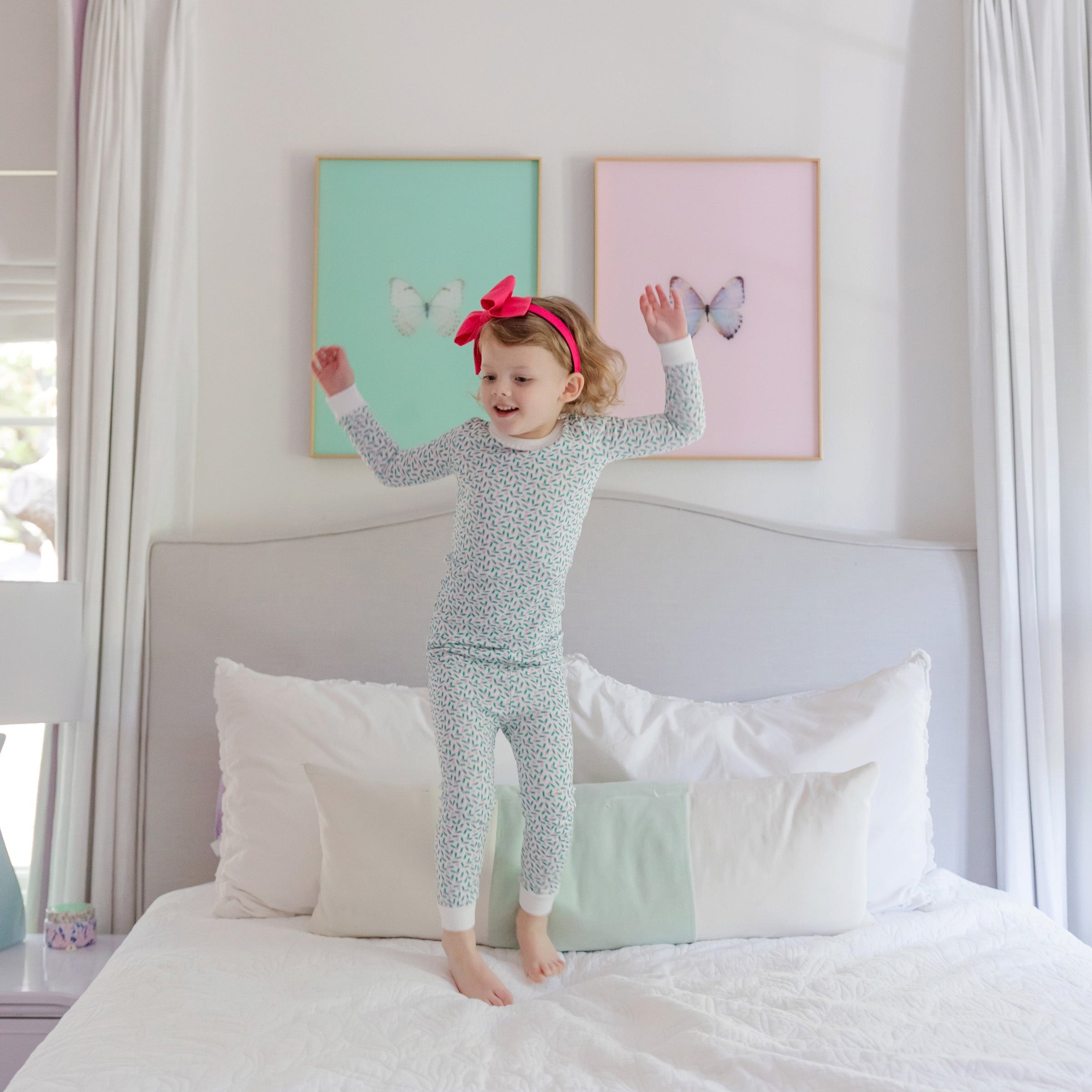 Ava Girls' Pajama Pant Set - Holly Holidays