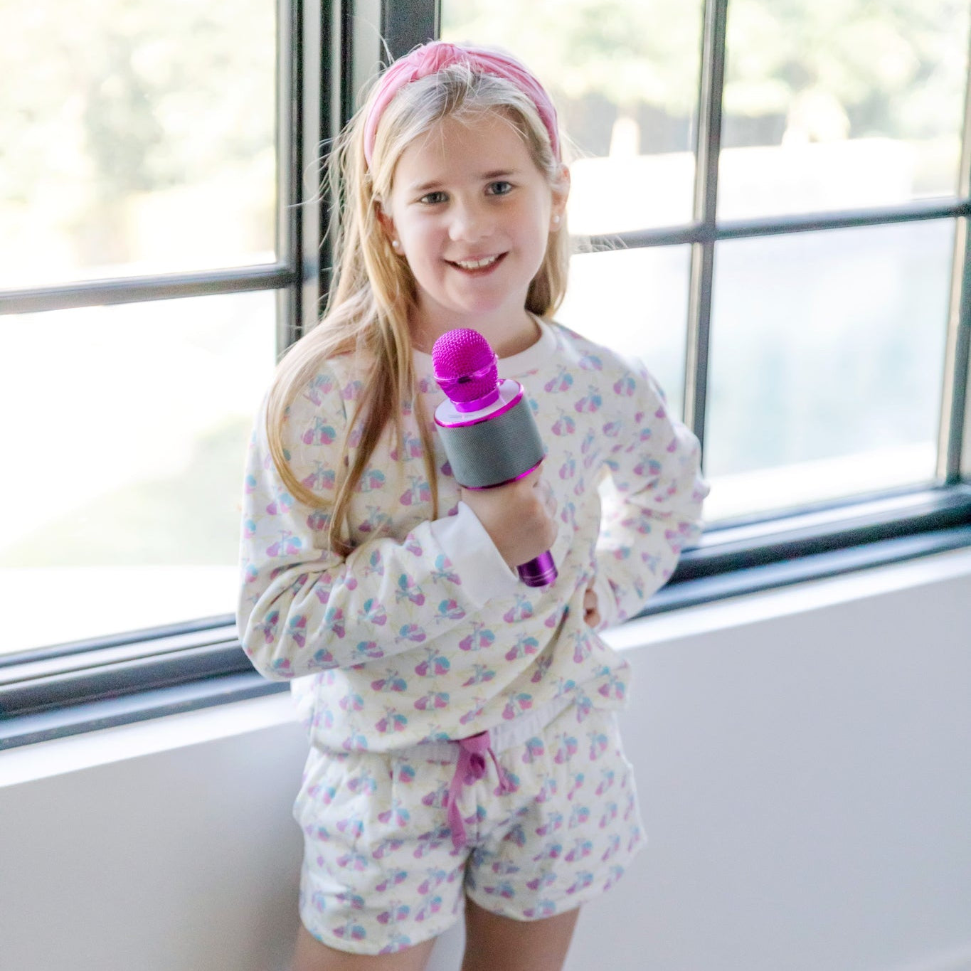 Buy Stella Girls' Sweatshirt Short Set Music Superstar kids clothing online